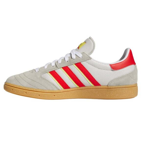 Athletic_Shoes